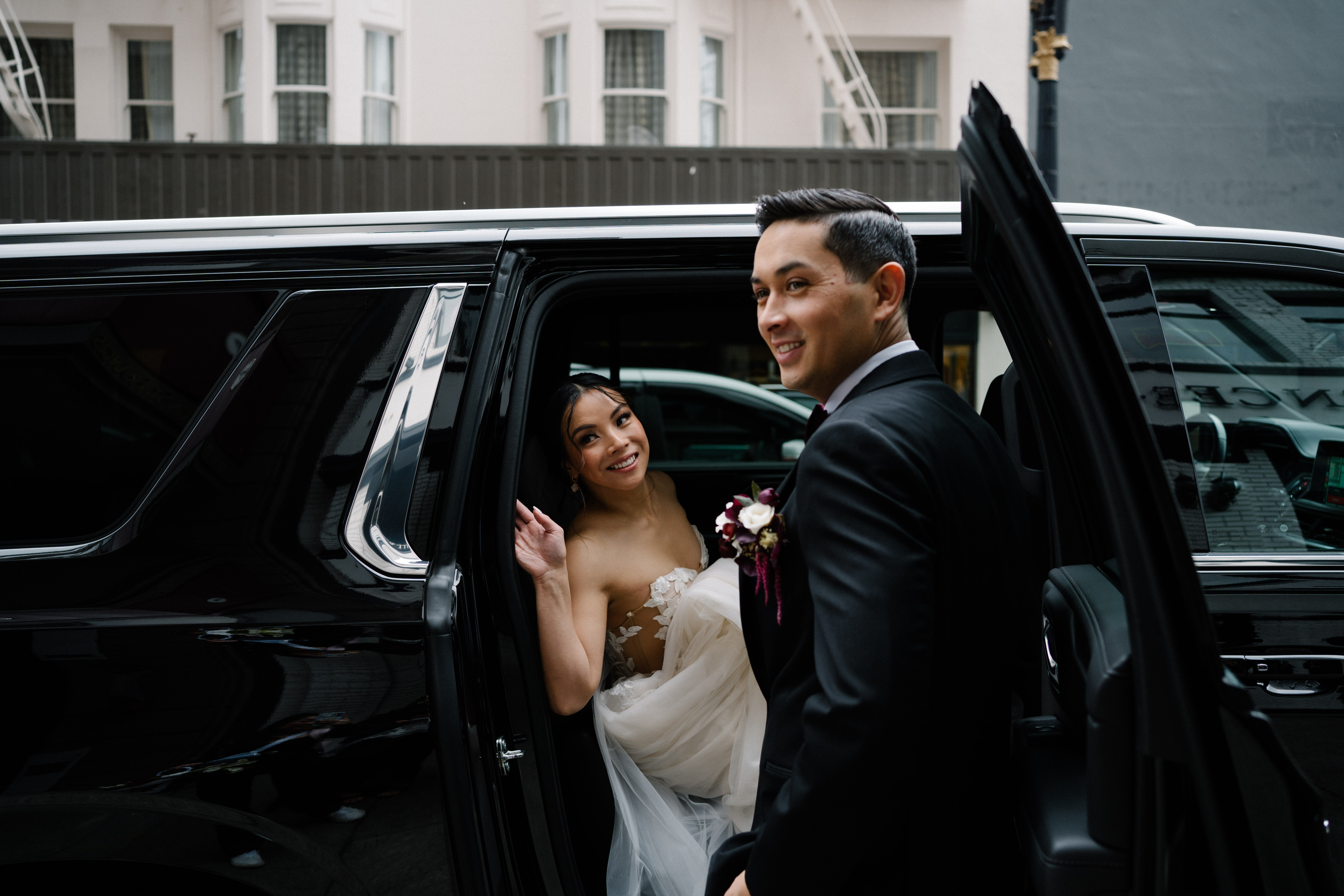 Downtown San Francisco wedding limo